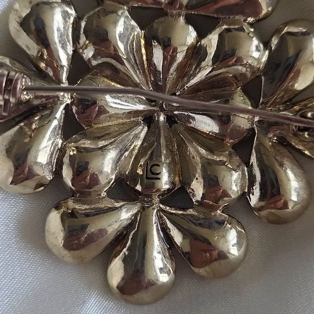 Vintage LC Signed Flower Brooch – 1960s Glam Statement Pin💛💎